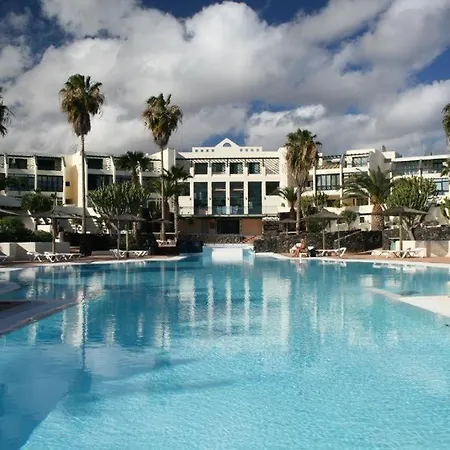 Luxury Playa Roca كوستا تاغيسي